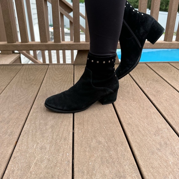 Black Styling Boots - Picture 2 of 11
